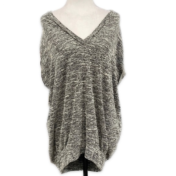 Aritzia Tops - Wilfred Free Sleeveless Too